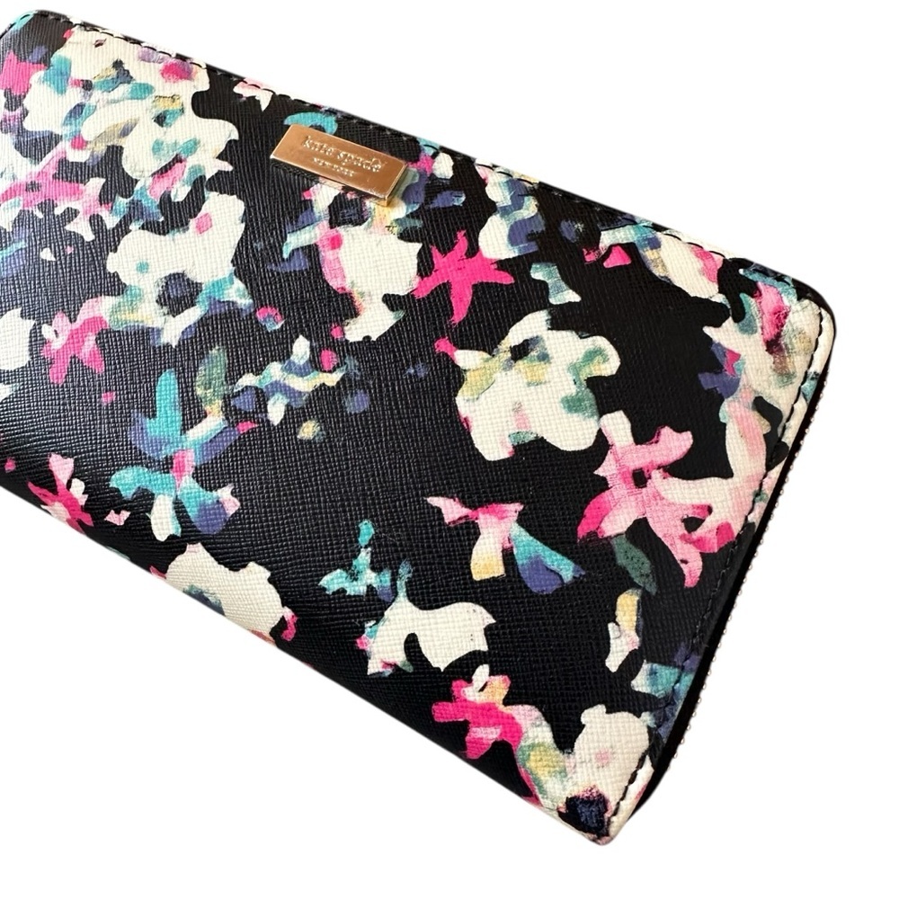 Kate Spade Black Floral Women's Wallet - Picture 2 of 7